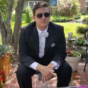 Meet your Posher, Lucas